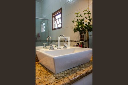 Casa à venda com 300m², 3 quartos e 2 vagasBanheiro da Suíte 1