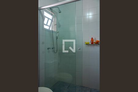 Casa à venda com 300m², 3 quartos e 2 vagasBanheiro da Suíte 2