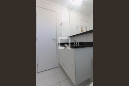 Apartamento para alugar com 94m², 2 quartos e 2 vagas Apartamento para alugar com 94m², 2 quartos e 2 vagasBanheiro da Suíte