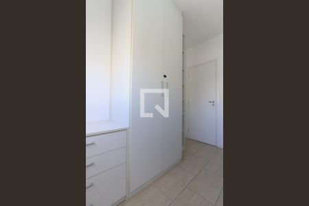 Apartamento para alugar com 94m², 2 quartos e 2 vagas Apartamento para alugar com 94m², 2 quartos e 2 vagasQuarto