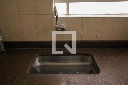 Casa à venda com 100m², 2 quartos e 2 vagasCozinha