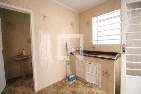 Casa à venda com 100m², 2 quartos e 2 vagasCozinha