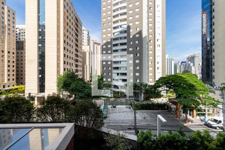 Vista de kitnet/studio à venda com 1 quarto, 32m² em Indianópolis, São Paulo