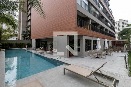 Studio à venda com 32m², 1 quarto e sem vagaPiscina