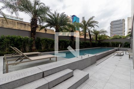 Studio à venda com 32m², 1 quarto e sem vagaPiscina