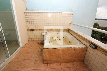 Apartamento para alugar com 230m², 4 quartos e 2 vagasSacada da Sala 2