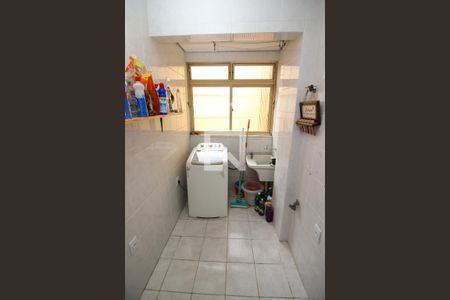 Apartamento para alugar com 230m², 4 quartos e 2 vagasÁrea de Serviço