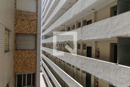 Vista de apartamento para alugar com 1 quarto, 60m² em Boqueirão, Santos