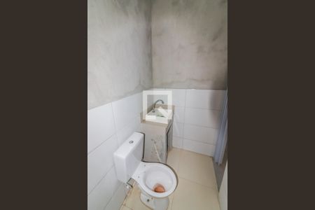 Banheiro de casa para alugar com 1 quarto, 32m² em Jardim Centenário, São Paulo