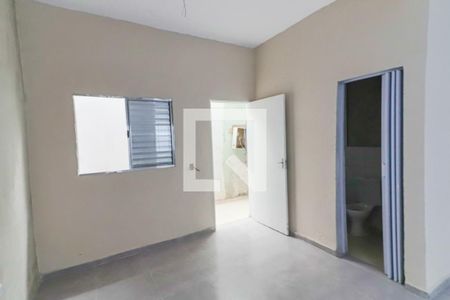 Sala / Quarto /  Cozinha de casa para alugar com 1 quarto, 32m² em Jardim Centenário, São Paulo