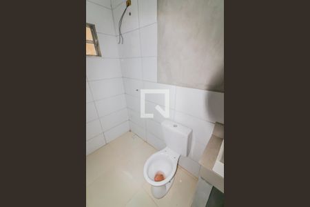 Banheiro de casa para alugar com 1 quarto, 32m² em Jardim Centenário, São Paulo