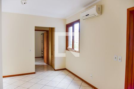 Sala de apartamento para alugar com 1 quarto, 49m² em Vila Ipiranga, Porto Alegre