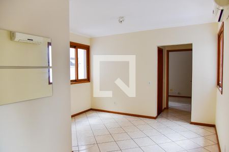 Sala de apartamento para alugar com 1 quarto, 49m² em Vila Ipiranga, Porto Alegre