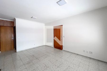 Sala de casa à venda com 3 quartos, 188m² em Jardim Vergueiro, São Paulo