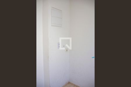 Área de Serviço de apartamento para alugar com 2 quartos, 50m² em Vila Lage, São Gonçalo