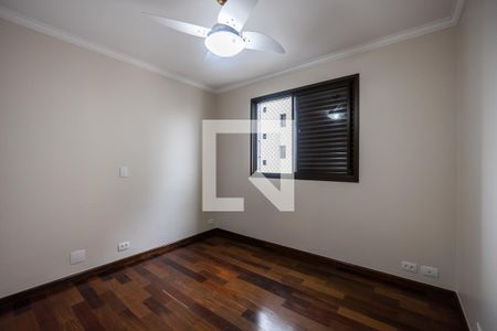 Apartamento à venda com 200m², 5 quartos e 3 vagasQuarto 2