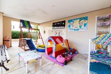 Apartamento à venda com 68m², 2 quartos e 2 vagas Apartamento à venda com 68m², 2 quartos e 2 vagasÁrea Comum - Playground