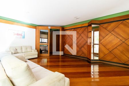 Apartamento à venda com 68m², 2 quartos e 2 vagas Apartamento à venda com 68m², 2 quartos e 2 vagasHall social