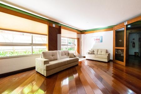 Apartamento à venda com 68m², 2 quartos e 2 vagas Apartamento à venda com 68m², 2 quartos e 2 vagasHall social