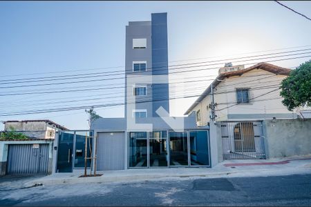 Apartamento para alugar com 62m², 2 quartos e 2 vagas Apartamento para alugar com 62m², 2 quartos e 2 vagasFachada