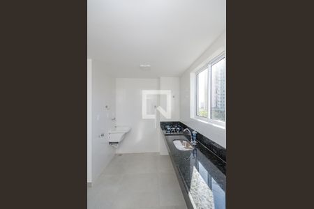 Apartamento para alugar com 62m², 2 quartos e 2 vagas Apartamento para alugar com 62m², 2 quartos e 2 vagasCozinha