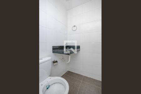 Apartamento para alugar com 62m², 2 quartos e 2 vagas Apartamento para alugar com 62m², 2 quartos e 2 vagasBanheiro da Suíte 1