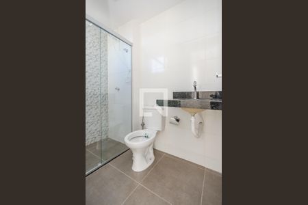 Apartamento para alugar com 62m², 2 quartos e 2 vagas Apartamento para alugar com 62m², 2 quartos e 2 vagasBanheiro da Suíte 1