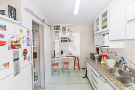 Apartamento à venda com 160m², 4 quartos e 3 vagasCozinha