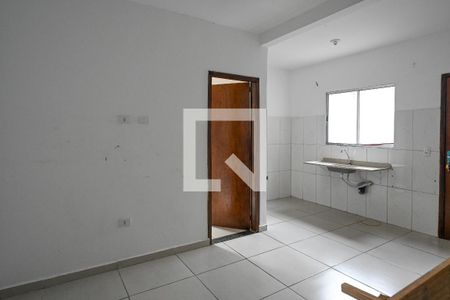 Casa para alugar com 1 quarto, 40m² em Vila Liviero, São Paulo