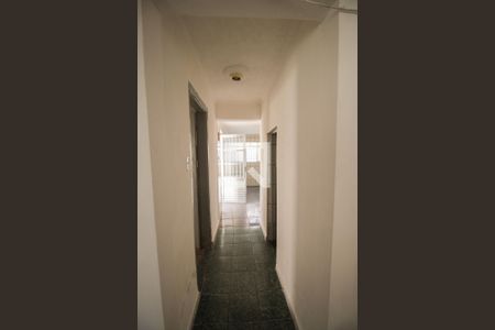 Casa à venda com 292m², 4 quartos e 2 vagasCorredor