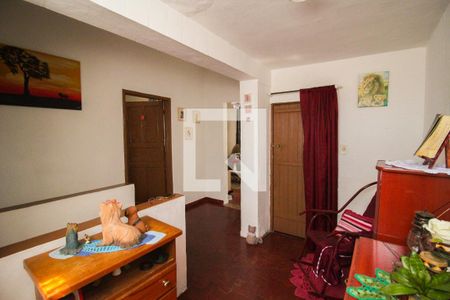 Casa à venda com 292m², 4 quartos e 2 vagasDetalhe