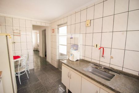 Casa à venda com 292m², 4 quartos e 2 vagasCozinha