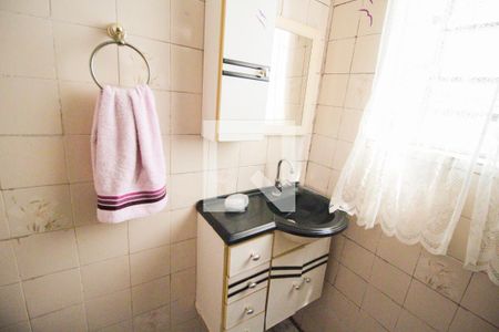 Casa à venda com 292m², 4 quartos e 2 vagasBanheiro 2