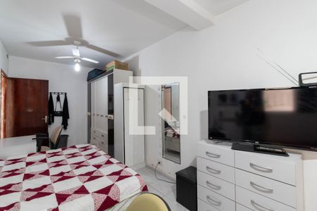 Casa à venda com 300m², 3 quartos e 2 vagas Casa à venda com 300m², 3 quartos e 2 vagasSuíte