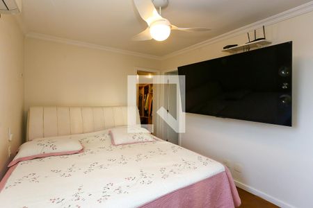 Casa à venda com 370m², 3 quartos e 3 vagas Casa à venda com 370m², 3 quartos e 3 vagassuíte 2