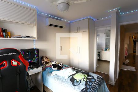 Casa à venda com 370m², 3 quartos e 3 vagas Casa à venda com 370m², 3 quartos e 3 vagassuíte 1