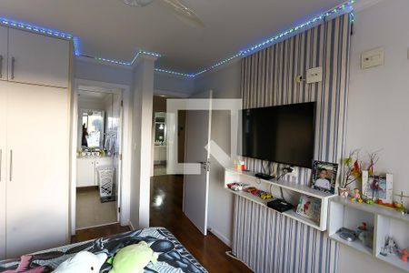 Casa à venda com 370m², 3 quartos e 3 vagas Casa à venda com 370m², 3 quartos e 3 vagassuíte 1