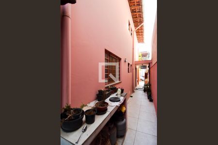 Casa à venda com 125m², 2 quartos e 1 vagaCorredor Lateral 