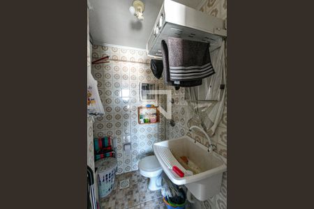 Apartamento à venda com 77m², 2 quartos e 1 vagaÁrea de Serviço