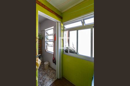 Apartamento à venda com 77m², 2 quartos e 1 vagaÁrea de Serviço