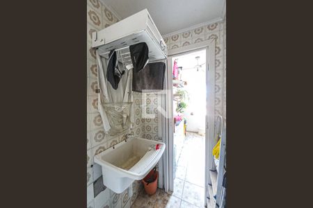 Apartamento à venda com 77m², 2 quartos e 1 vagaÁrea de Serviço