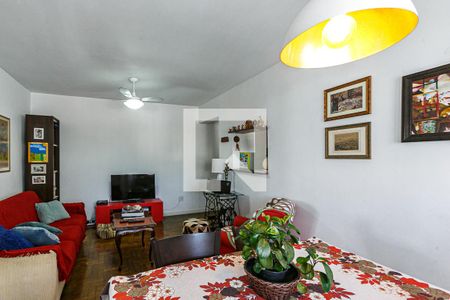 Apartamento à venda com 77m², 2 quartos e 1 vagaSala