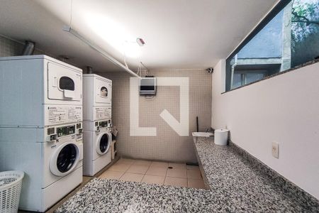 Apartamento à venda com 45m², 1 quarto e 1 vaga Apartamento à venda com 45m², 1 quarto e 1 vagaÁrea Comum - Lavanderia