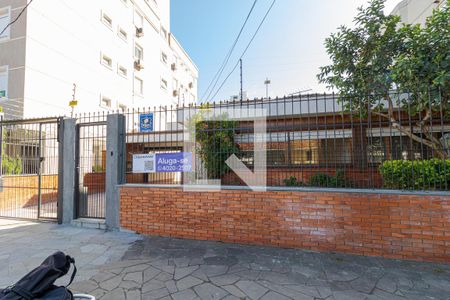 Casa à venda com 180m², 5 quartos e 2 vagasFachada