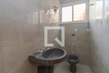 Casa à venda com 180m², 5 quartos e 2 vagasLavabo