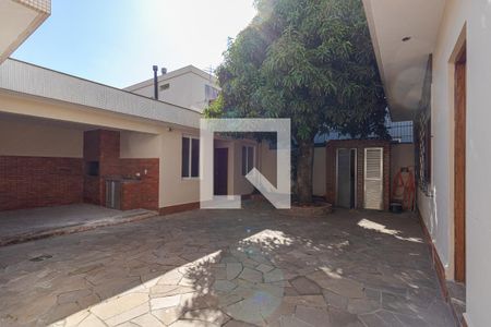 Casa à venda com 180m², 5 quartos e 2 vagasQuintal
