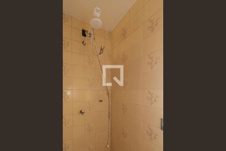 Casa à venda com 180m², 5 quartos e 2 vagasBanheiro de Serviço