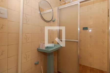 Casa à venda com 180m², 5 quartos e 2 vagasBanheiro de Serviço