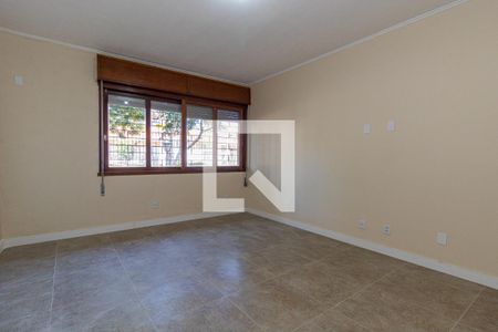 Casa à venda com 180m², 5 quartos e 2 vagasSuite