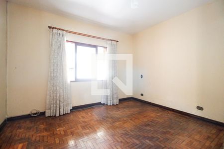 Casa à venda com 245m², 2 quartos e 4 vagasQuarto 2